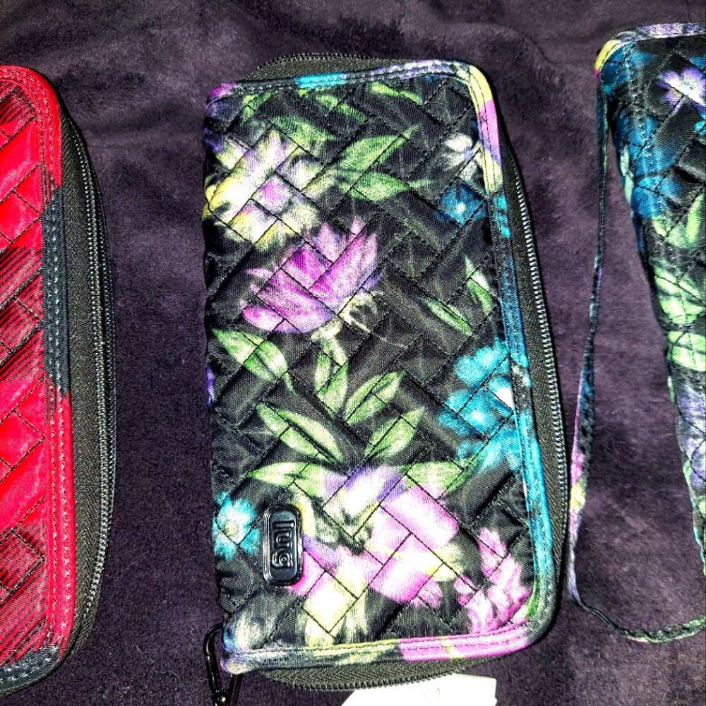 NWT Lug Handspring Wallet